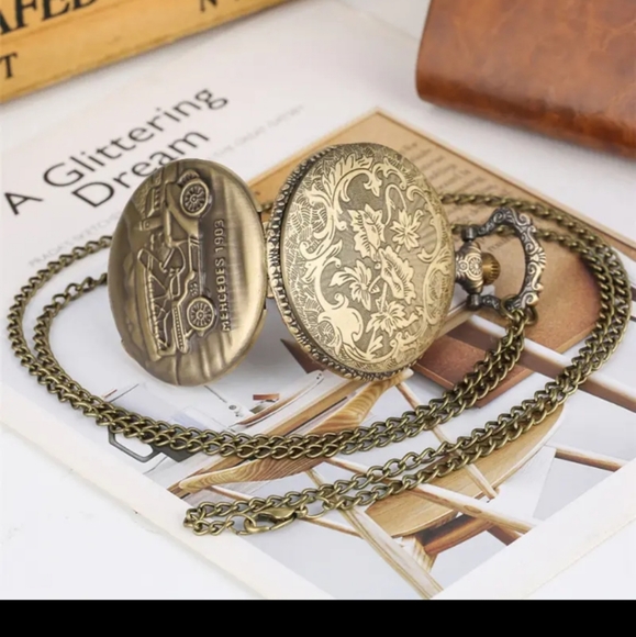 New 1903 Mercedes Benz quartz pocket watch - Picture 2 of 3